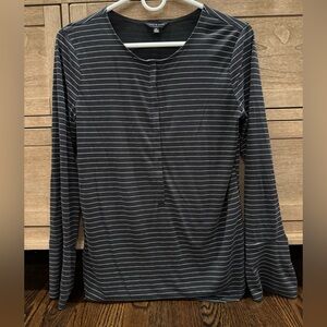 EUC Lucky Top! Simple with some very cool details.